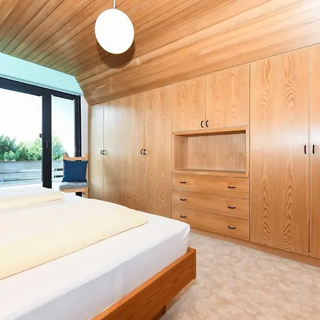 בית נופש Leevje