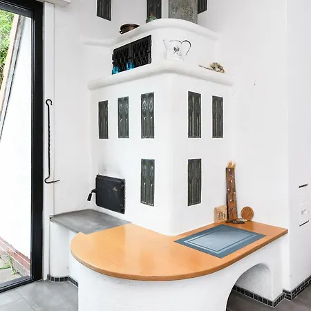 Leevje Holiday home *